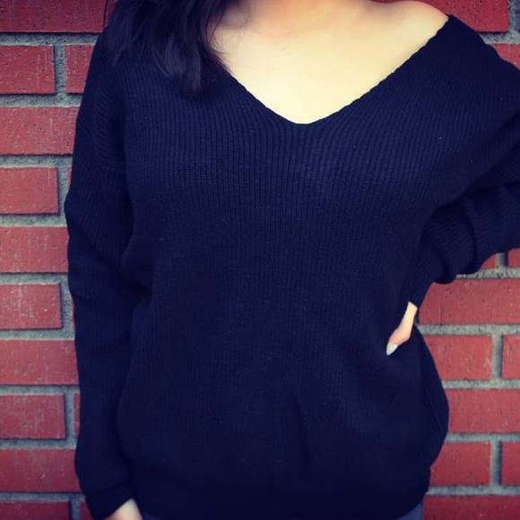 Sweater - Picture 2 of 3